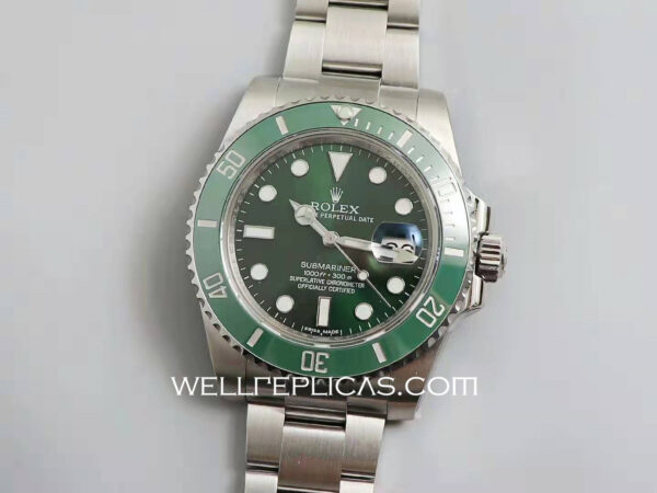 Rolex Green Dial Submariner 116610lv 40mm Case Mechanical Movement